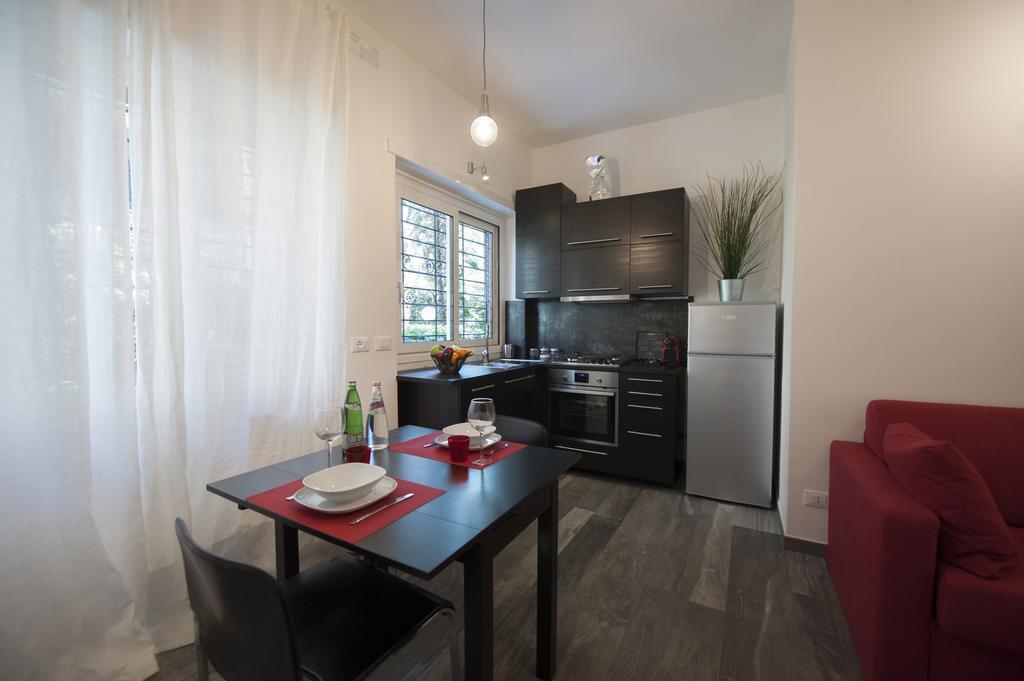 Porta Latina Suite - Private Apartment Rome'S Center Luaran gambar