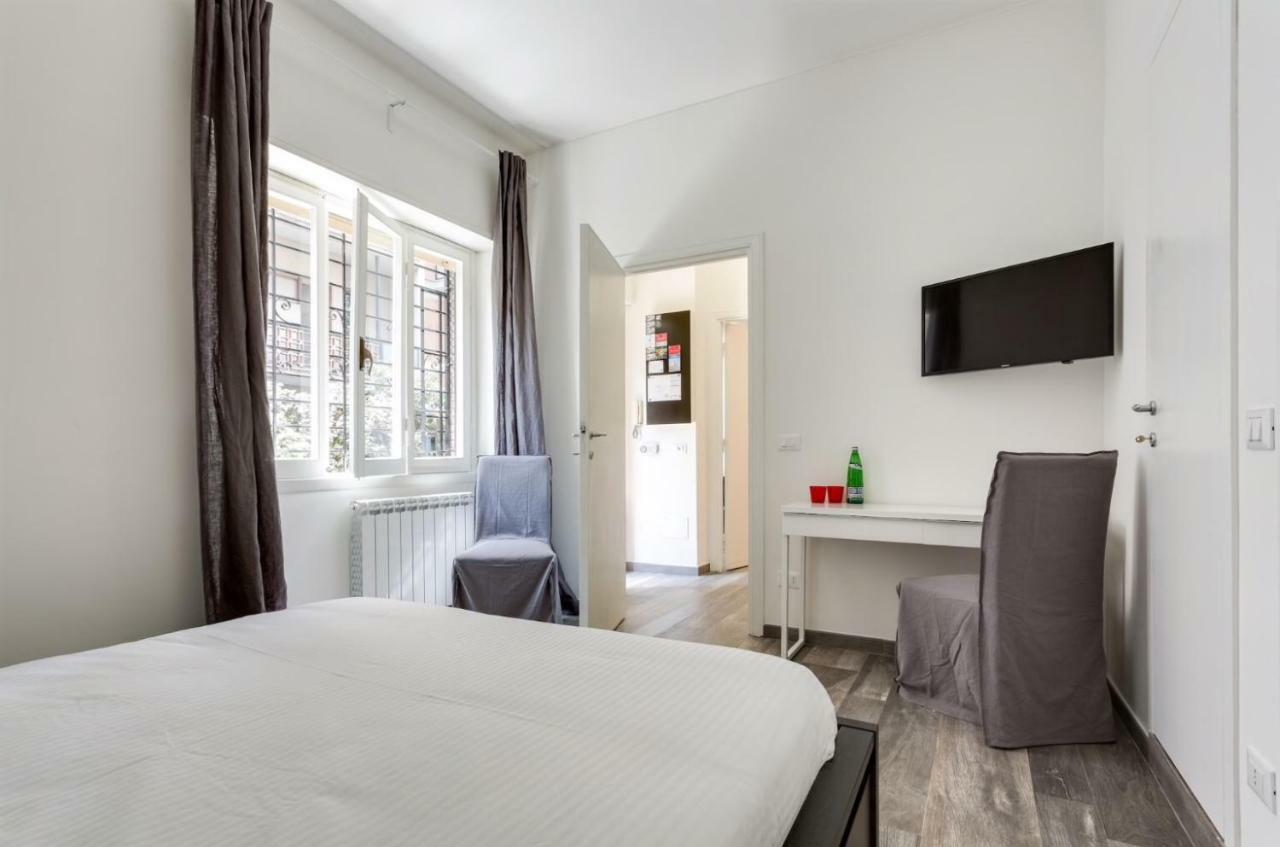 Porta Latina Suite - Private Apartment Rome'S Center Luaran gambar